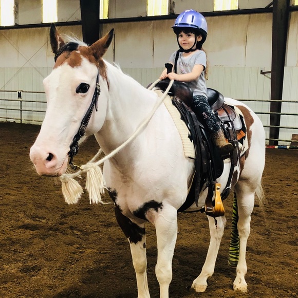 Meet your Posher, Jennifer - Picture 2 of 12